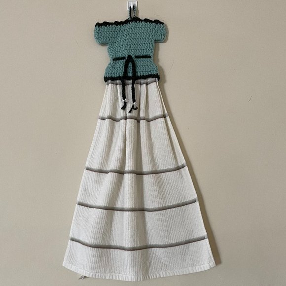 Handmade Dress Hand Towel, Crochet Mother's Day Gifts, Handmade Tea Towel - Picture 9 of 10